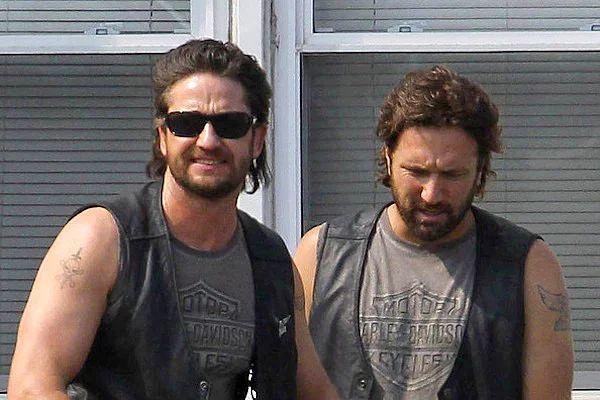 <p>Gerard Butler ve İkiz Dublörü Ele Bardha (Machine Gun Preacher)</p>
