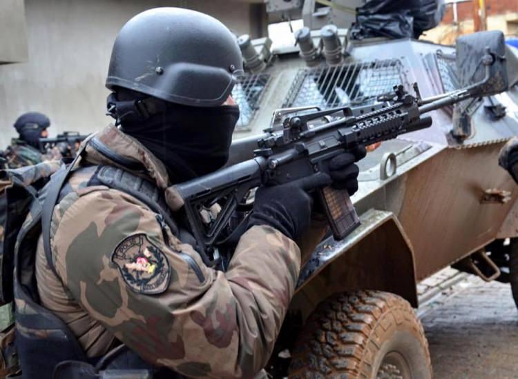 <p>1.600 adet Zırhlı Araç İçi Kask</p>
