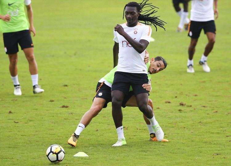 <p>Gomis</p>
