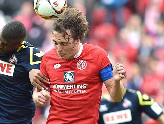 <p><strong>Julian Baumgartlinger (Önlibero)</strong><br />
<br />
Mainz 05 ==> Bayer Leverkusen 4 milyon euro</p>