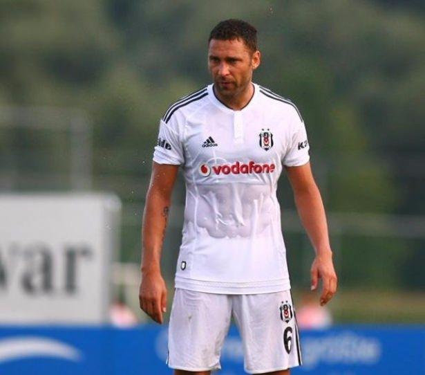 <p>Dusko Tosic sol bekte siyah beyazlıların yeni sezondaki oyuncusu olacak.</p>
<p> </p>