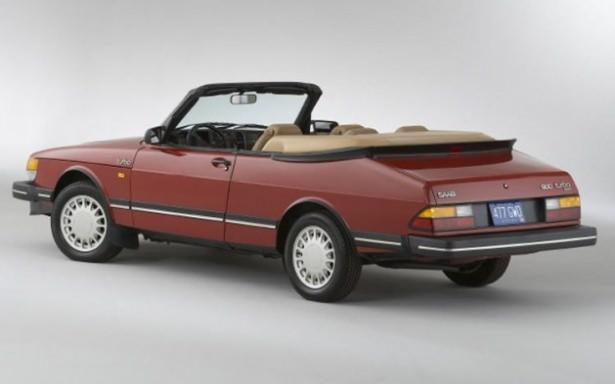 <p>Saab 900</p>

<p> </p>
