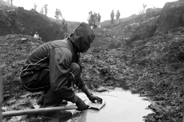 <p>Ancak Kongo'nun Rwanda işgali altında olması, ülkenin bu kaynaklarını kendi çıkarları için kullanmasını engelliyor.</p>

<p> </p>
