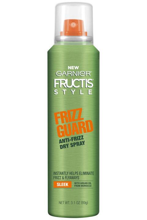 <p>Garnier Fructis Style Frizz Guard Anti-Frizz Dry Spray <strong>(saç spreyi)</strong></p>
