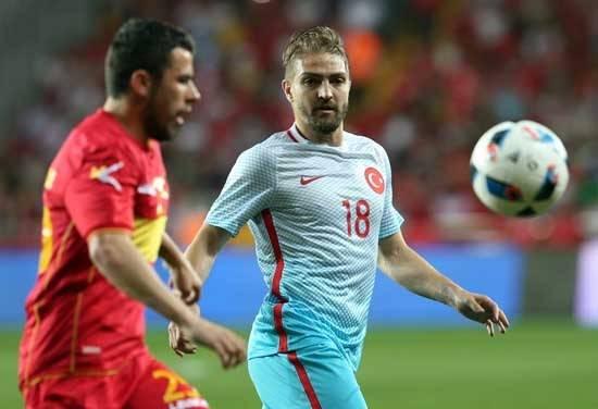 <p><strong>Caner Erkin – Ja-ner</strong><br />
</p>