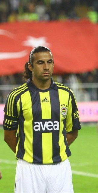 <p>Claudio Maldonado - Yaşı: 36 - Son Takımı: Colo Colo (Şili) Şu an kulüpsüz</p>
<p> </p>