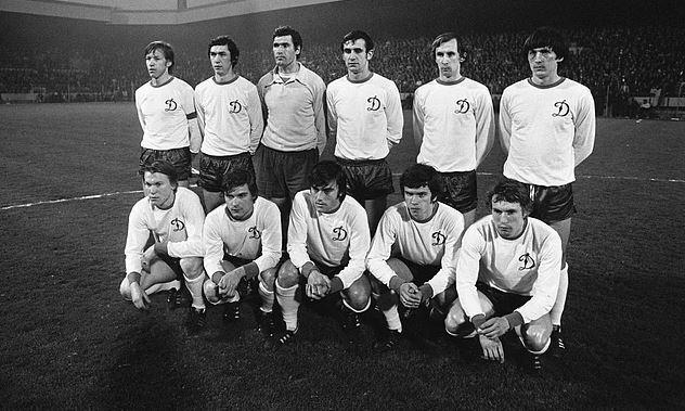 <p><strong>12. Saint Etienne - Dinamo Kiev (1975-76)</strong></p>

<p> </p>

<p>1975-76 Şampiyon Kulüpler Kupası çeyrek finalinde Saint Etienne ilk maçı Dinamo Kiev'e 2-0 kaybetti. Rövanşta ise 3-0 kazanan Fransız ekibi yarı finale yükseldi.</p>
