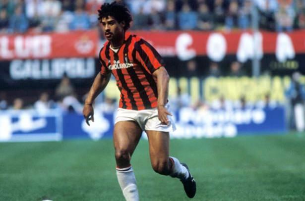 <p><strong>Defans: Frank Rijkaard</strong></p>
