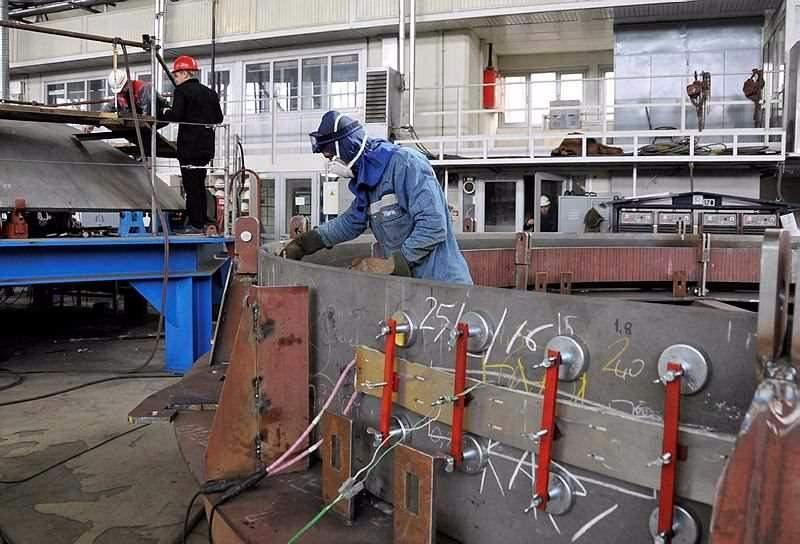 <p>Bu sayede denizaltının satıha çıkmadan harekat yapma imkanı büyük ölçüde artmaktadır.</p>

<p> </p>
