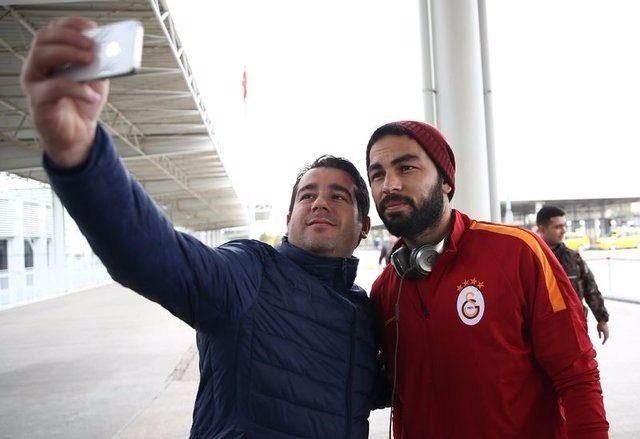 <p>SELÇUK İNAN | Galatasaray | Yıllık ücret: 11.400.000 TL</p>
