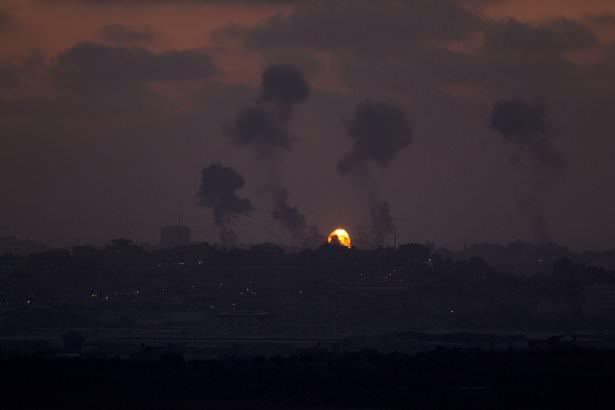 <p>İşte İsrail ordusunun Gazze bombardımanlarından korkunç görüntüler...</p>
