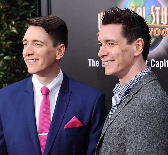 <p><strong>James ve Oliver Phelps </strong></p>
