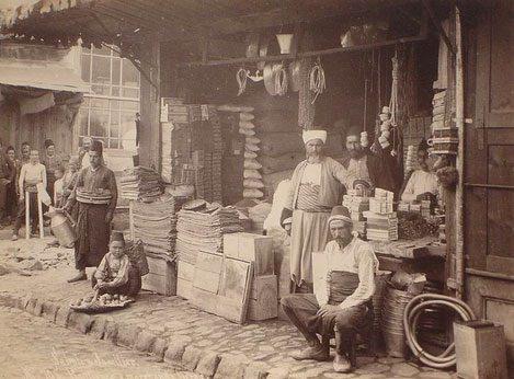 <p>Bursa'da Türk Esnafı </p>
<p> </p>