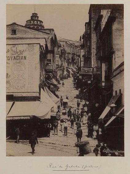 <p>Yüksek Kaldırım - 1880</p>
<p> </p>