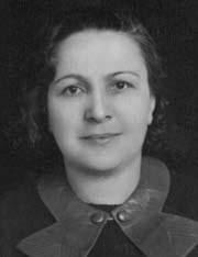 <p><strong>Seniha Hızal -Trabzon</strong></p>
<p>1903’te İzmir’de doğan Hızal, Paris'te okudu ve Edebiyat bölümünden mezun oldu. Fransızca ve Rumca bilen Hızal, İzmir'de Belediye üyeliği yaptı. İzmir'de Milletvekilliği yapan Hızal, 1990’da vefat etti.</p>
<p> </p>
