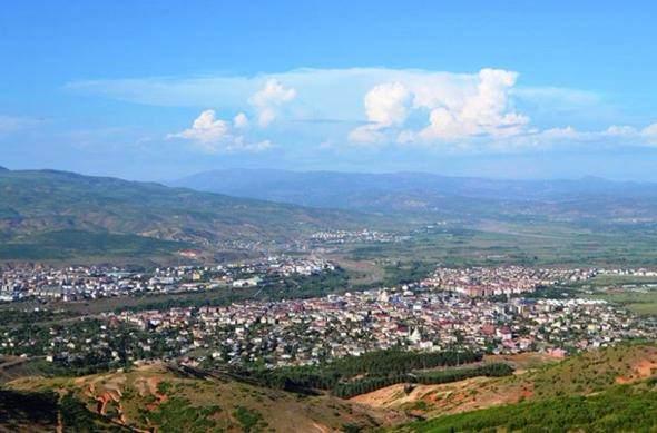<p>Bingöl<br />
<br />
2014: 4,3 kişi<br />
<br />
2015: 4,2 kişi<br />
<br />
2016: 4,0 kişi</p>
