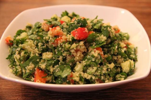 Bizdeki kısıra benzeyen çok farklı tarifiyle dikkat çeken bir Tunus yemeği: Tabule...