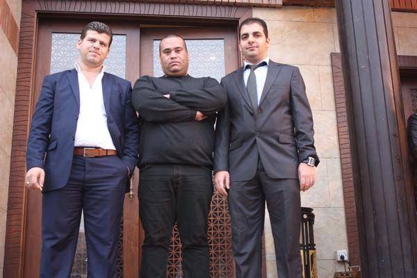 Aslan, Eyüp ve Ayhan... Gezimize eşlik eden Türkmen gençleri... Kimisi avukat, kimi matbacı kimisi de memur... Erbil'de Türkçe biliyor olmaları çok işlerine yaramış...