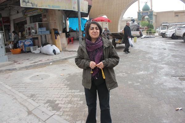 Milleyet'yen Kadife abla, şoförümüzden tesbihini istedi, poşi de geçen geziden olunca hanımağa olarak şehirde dolaştı... 