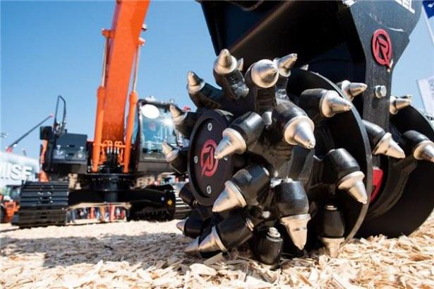 <p>Dünya'nın en büyük Uluslararası İnşaat Makineleri, İnşaat Malzemesi Makineleri, İnşaat Araçları ve Madencilik Makineleri İhtisas Fuarı "BAUMA" Almanya'nın Münih kentinde açıldı.</p>
<p> </p>
