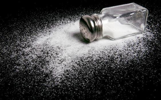 <p>1.200 kişi üzerinde üç yıl kadar süren araştırma yüksek sodyum alımının algıya zarar verdiğini gösteriyor.</p>
