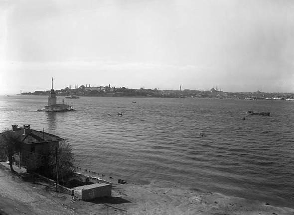 <p>Üsküdar sahil. Yıl: 1950</p>

<p> </p>
