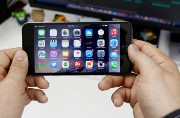 <p>Her patent başvurusunda olduğu gibi, bu patentlerin de gerçeğe dönüşme garantisi yok. Yine de Apple'ın hangi alanlar üzerinde kafa yorduğunu görme şansını bulmuş olmak güzel.</p>