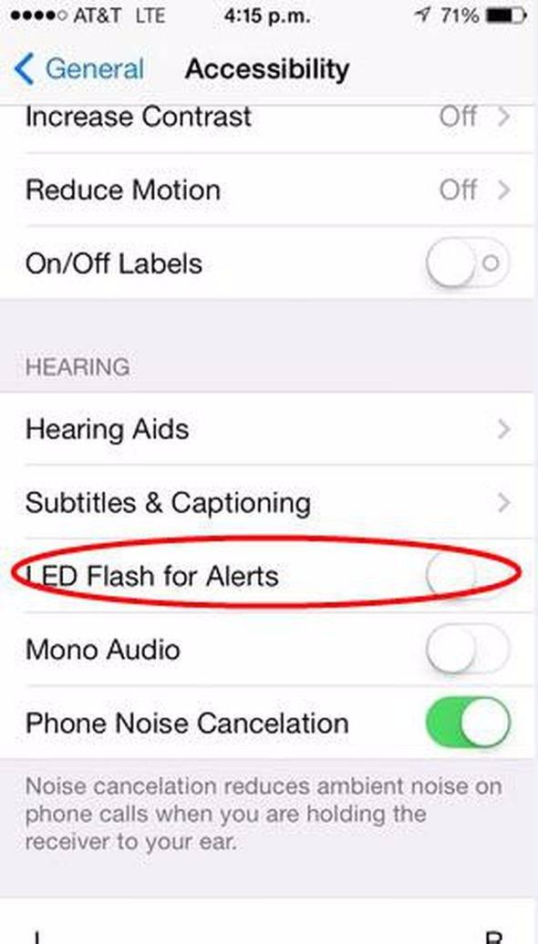 <p>Gelen bildirimleri görmek için flaş ışığını kullanabilirsiniz. Örneğin arama geldiğinizde flaşınız yanıp sönebilir. Ayarlar menüsü içinde ilgili ayarı bulabilirsiniz. (Settings>Accessibility)</p>
