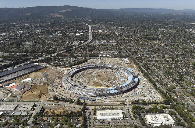<p>“Steve, California’nın aydınlık ve geniş topraklarından heyecan duyuyor ve ilham alıyordu. Burası düşünceye dalmak için en sevdiği yerdi. </p>
