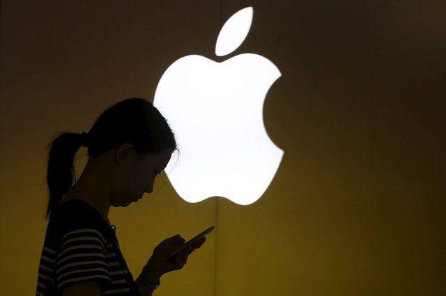 <p>Otomatik Güncelleştirmeler özelliğinde olduğu gibi Otomatik İndirme özelliğinin de kapalı olması gerekiyor. Zira iPad'e yüklediğiniz iPhone uyumlu bir uygulamanın otomatik olarak iPhone'a yüklenmesi söz konusu ki, gereksiz yere iPhone'ların yavaşlatabilir.</p>

<p> </p>
