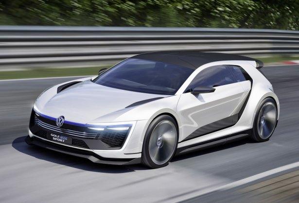 <p>Volkswagen Golf GTE Sport Concept yılın başında açıklanmıştı.<br />
<br />
Model Los Angeles otomobil Fuar'ında otomobil severler ile buluştu.</p>
