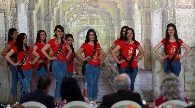 <p>Bağdat'ta bir otelde düzenlenen yarışmaya Irak'ın farklı yerlerinden gelen 15 aday katıldı. </p>
