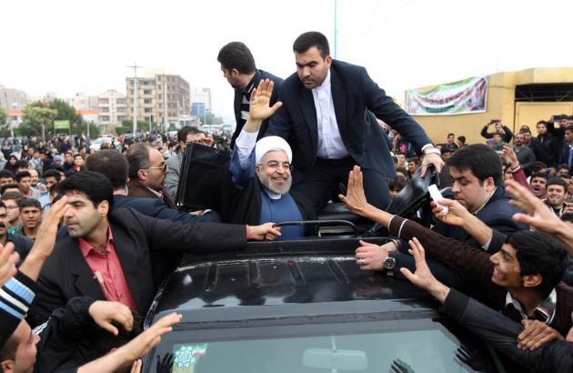 Ağustos ayında göreve gelen Ruhani, dün ilk yut içi gezisini ülkenin güneybatısındaki Huzistan Eyaleti'ne yaptı. 