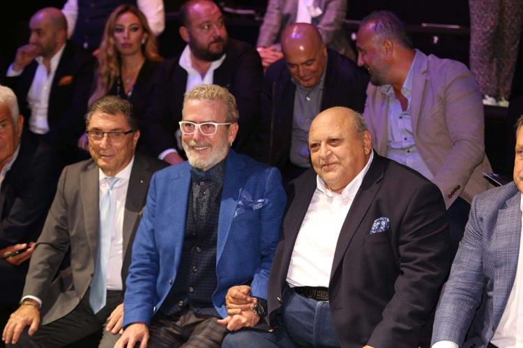 <p>Elimizden ne geliyorsa üzerimize düşeni yapmaya hazırız. Şu anda 2 bin kişi çalıştırıyoruz. İnşallah asgari yüzde 10 ila yüzde 15 arasında yeni bir istihdam yapmayı düşünüyoruz." değerlendirmesinde bulundu</p>
