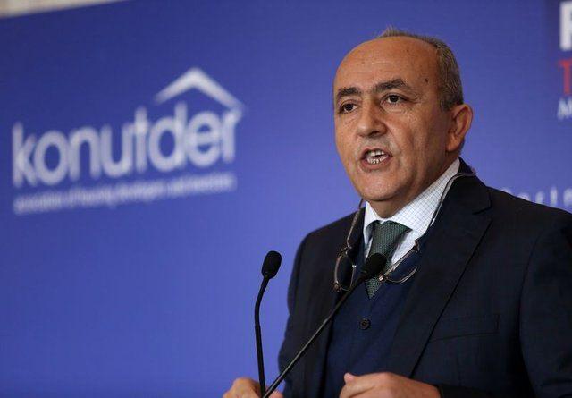 <p>"TAŞIN ALTINA ELİMİZİ KOYACAĞIZ"</p>

<p>Konut Geliştiricileri ve Yatırımcıları Derneği (KONUTDER) Başkanı Ömer Faruk Çelik, sektörün yeni düzenlemelerle birlikte aşka ve şevke geldiğini belirleterek, yeni bir büyüme hamlesi yapacağını söyledi.</p>
