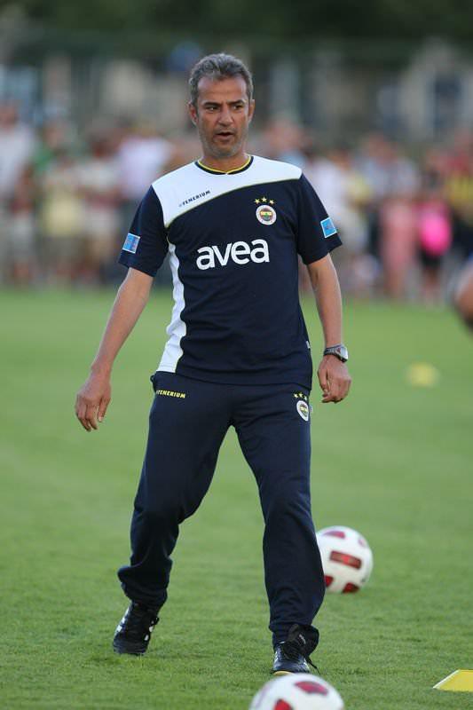 <p>Ersun Yanal'ın istifası ile boşalan Fenerbahçe teknik direktörlüğüne getirilen İsmail Kartal'ı tanıyalım...</p>