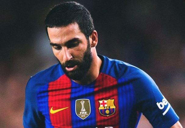 <p>Şampiyonlar Ligi'nde 6. haftanın en iyi futbolcusu da seçilen Arda, İspanyol basınına, performansıyla bir anlamda mesaj gönderdi.</p>
