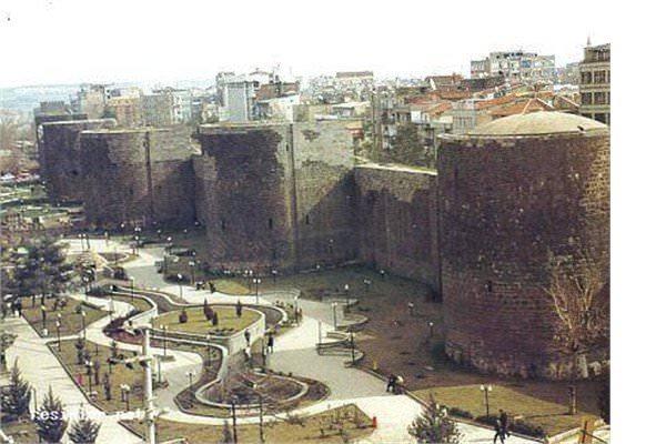 <p><strong>5. Diyarbakır</strong></p>
<p>İşsizlik Oranı: yüzde 18,7</p>