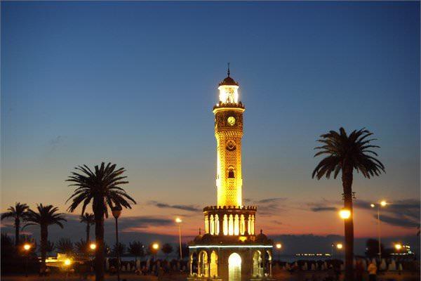 <p><strong>7. İzmir</strong></p>
<p>İşsizlik Oranı: yüzde 15,4</p>