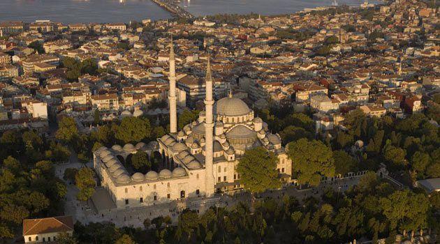 <p>Fâtih Camii (camiin adı: Sultanmehmed) (Fâtih, sonra yeniden yapıldı)</p>