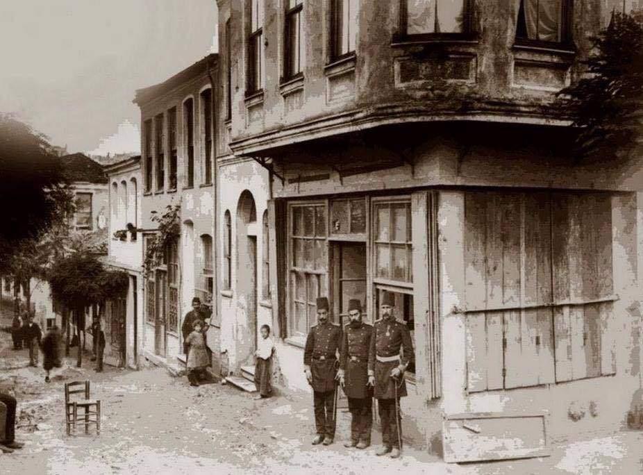 <p>Feridiye Karakolu (~1900. Taksim)</p>
