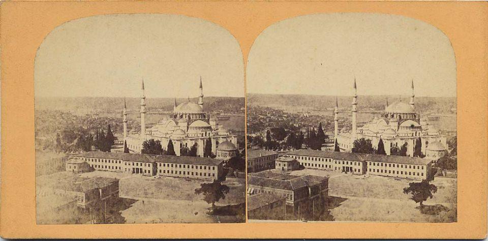 <p>Beyazıt Kulesi'nden Süleymaniye (1895 öncesi)</p>

<p> </p>

