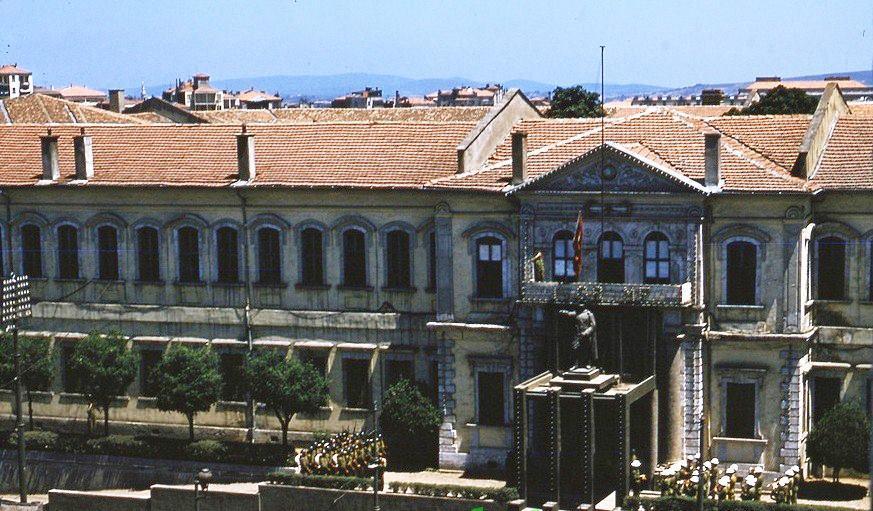 <p>Harbiye (1954)</p>

<p> </p>
