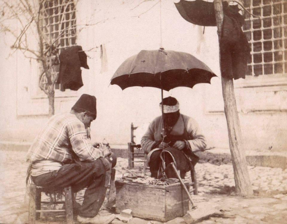 <p>Eski İstanbul sokakları</p>
