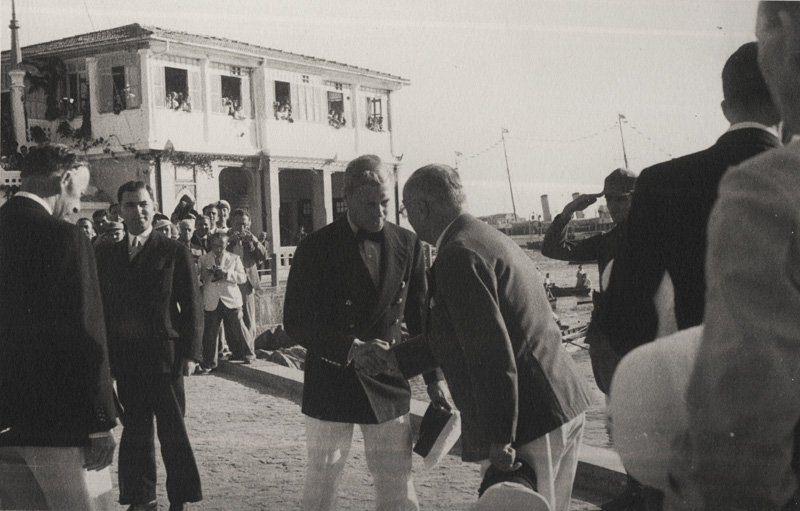 <p>Kral 8. Edward Moda'da (1936)</p>
