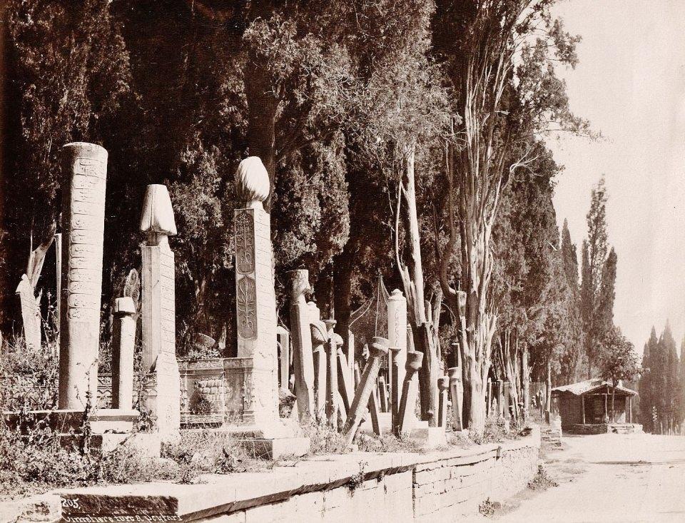 <p>Karacaahmet (1890'lı yıllar)</p>

<p> </p>
