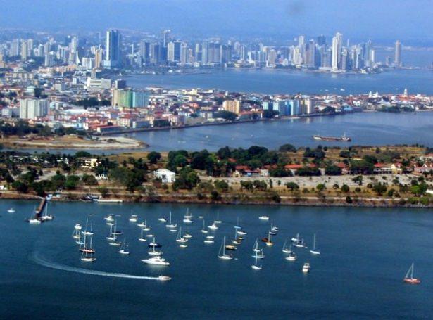<p><strong>PANAMA</strong></p>
