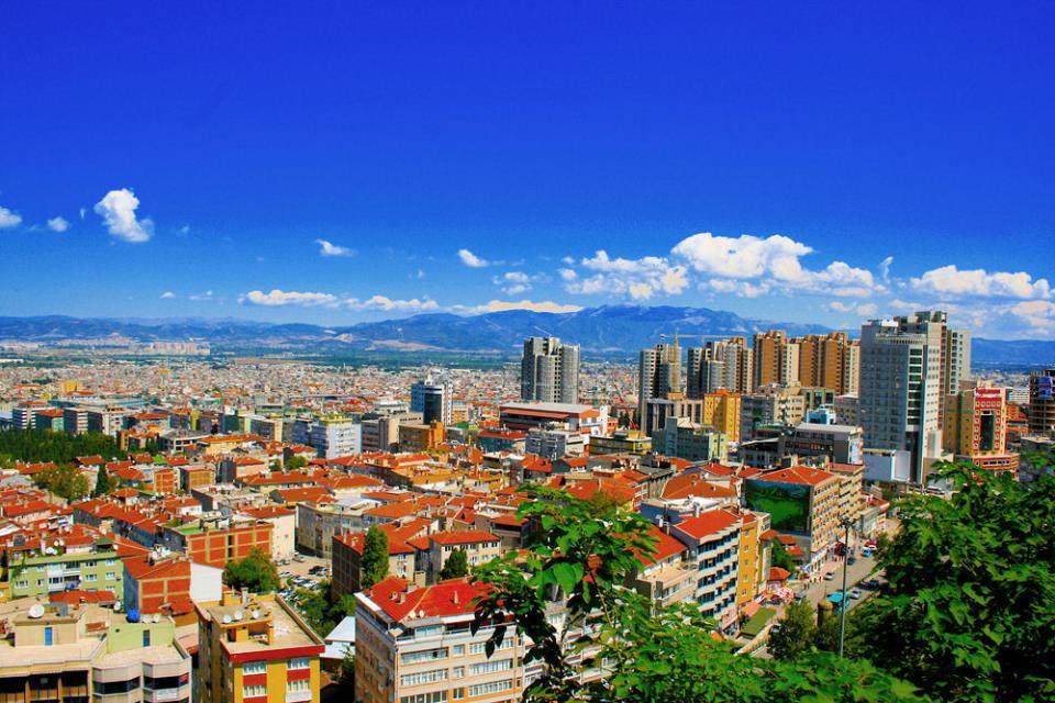 <p><strong>Bursa </strong>- 99 bin 186 kişi </p>

