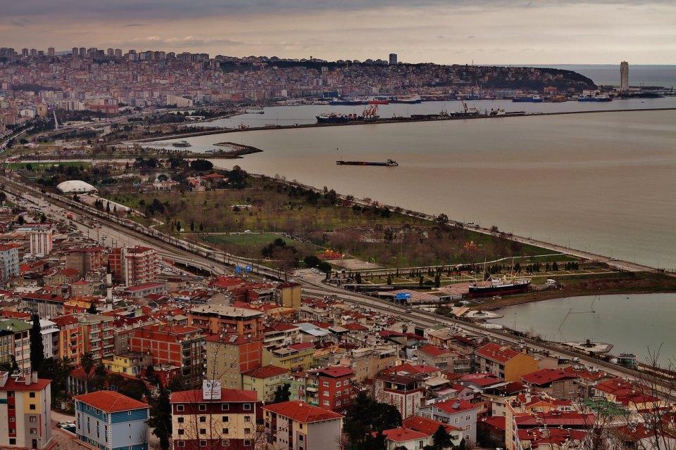 <p><strong>Samsun </strong>- 422 bin 675</p>
