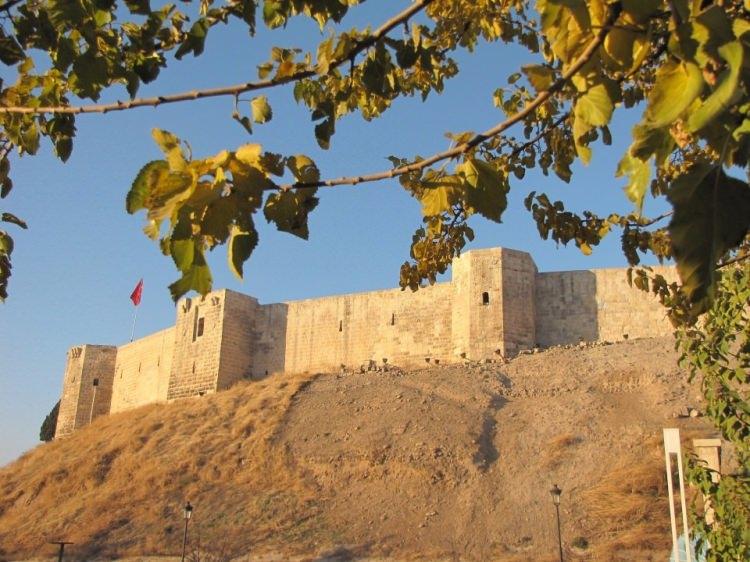 <p><strong>Gaziantep </strong>- 79 bin 821 kişi </p>